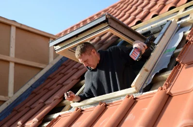 Pose de fenêtres de toit Velux à Caffiers